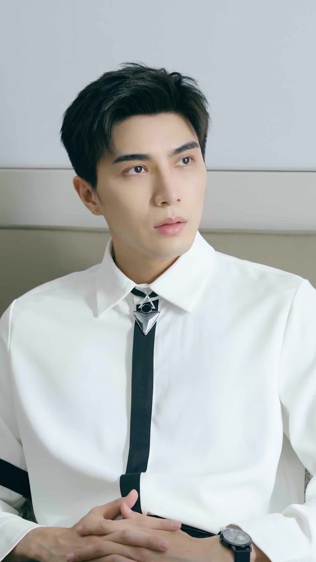 Episodio 10 - Mi extraña esposa sabe magia