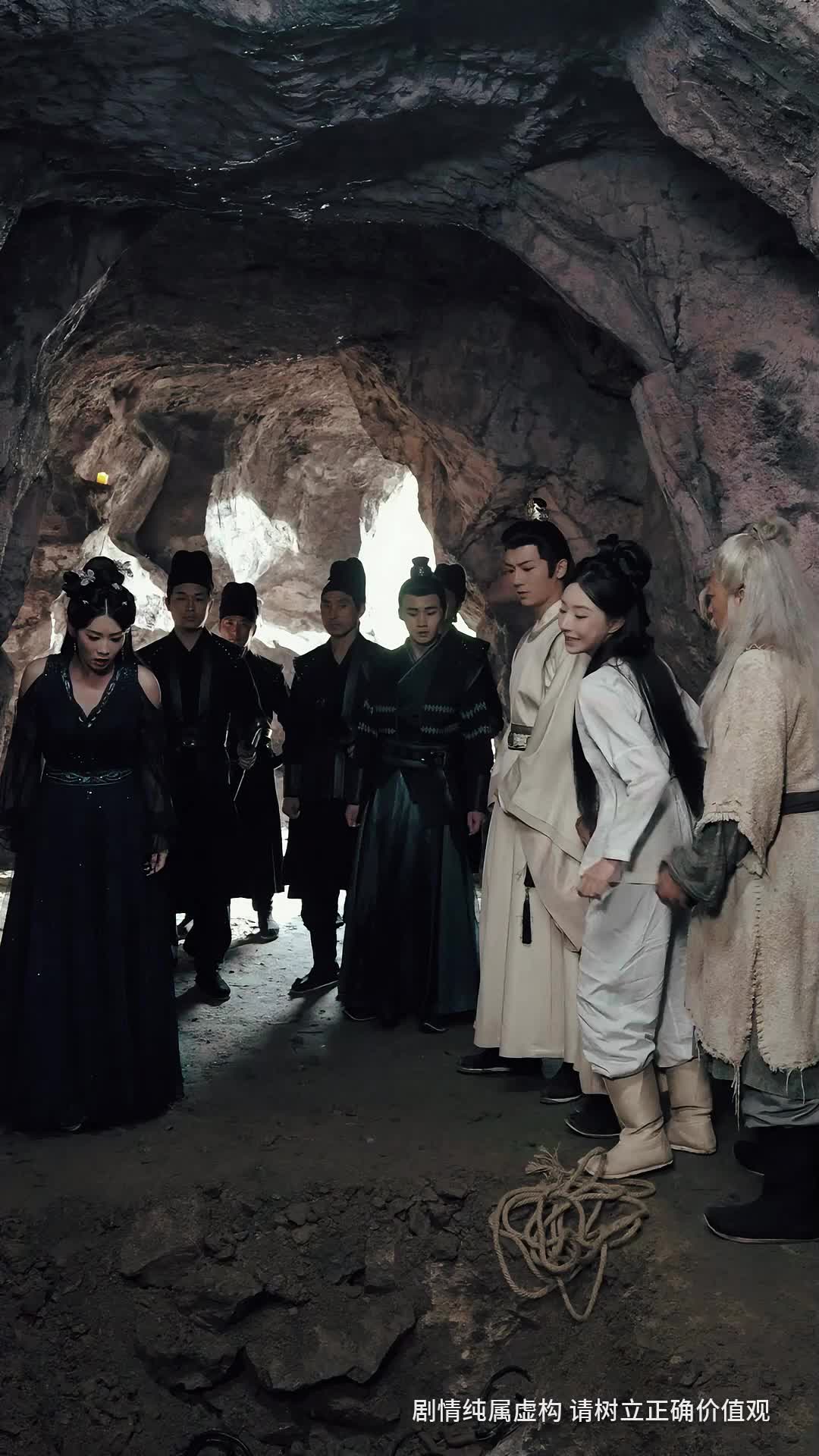 第44集 - 丑妃倾天下：禁欲王爷宠疯了