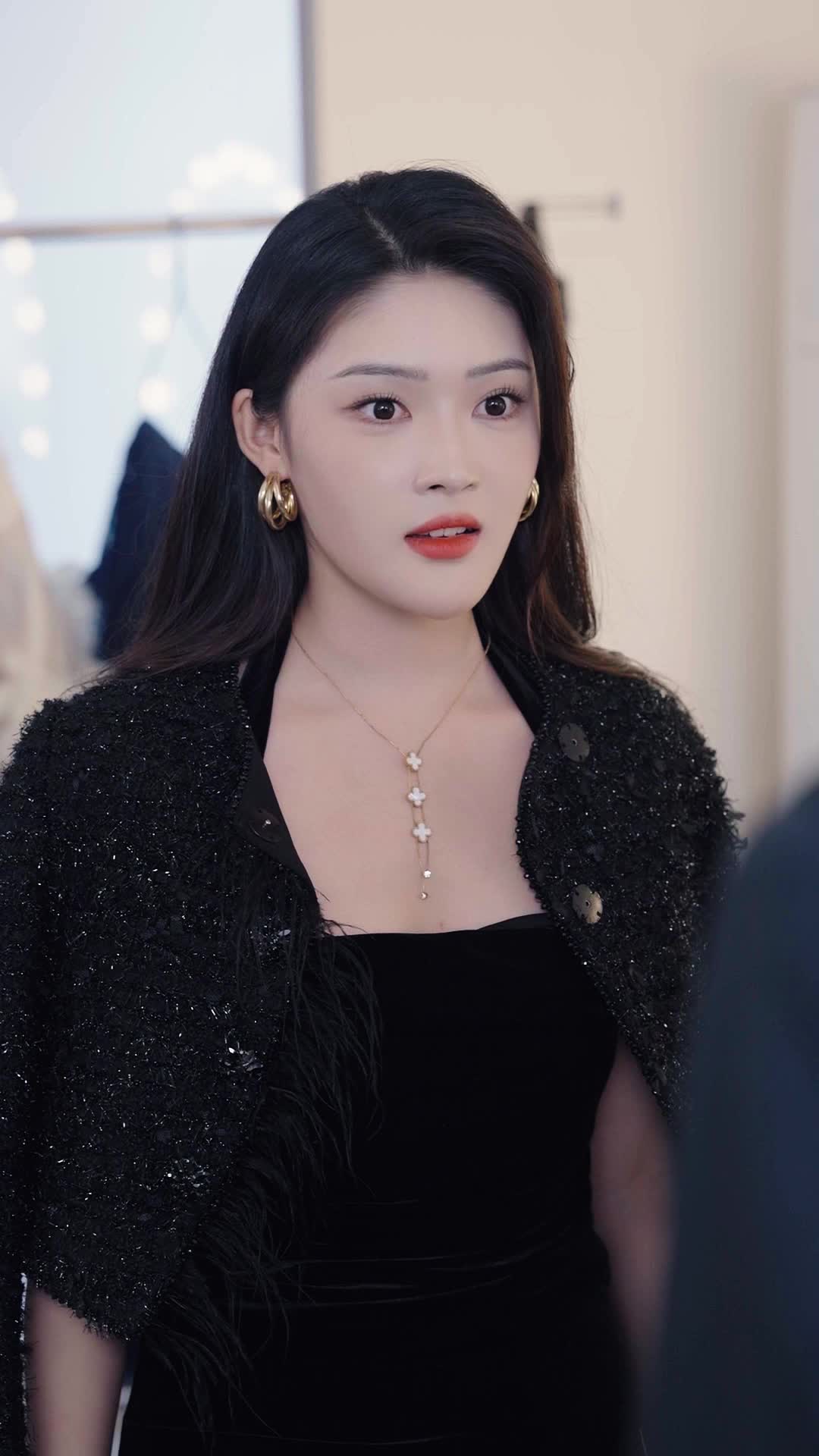 Episode 3 - Double Life CEO: Chasing Love