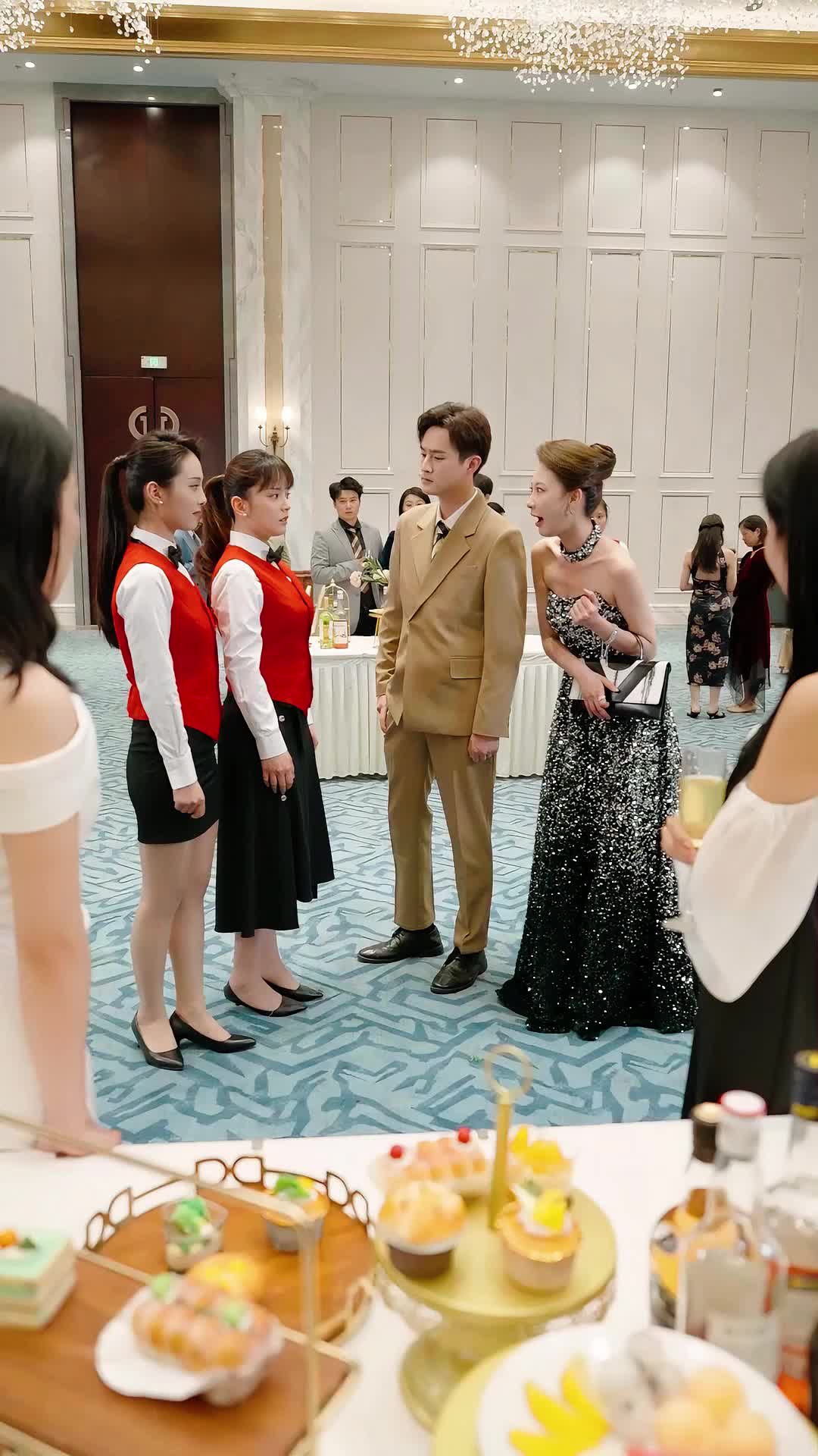 Episode 11 - Flash Marriage with a Big Shot