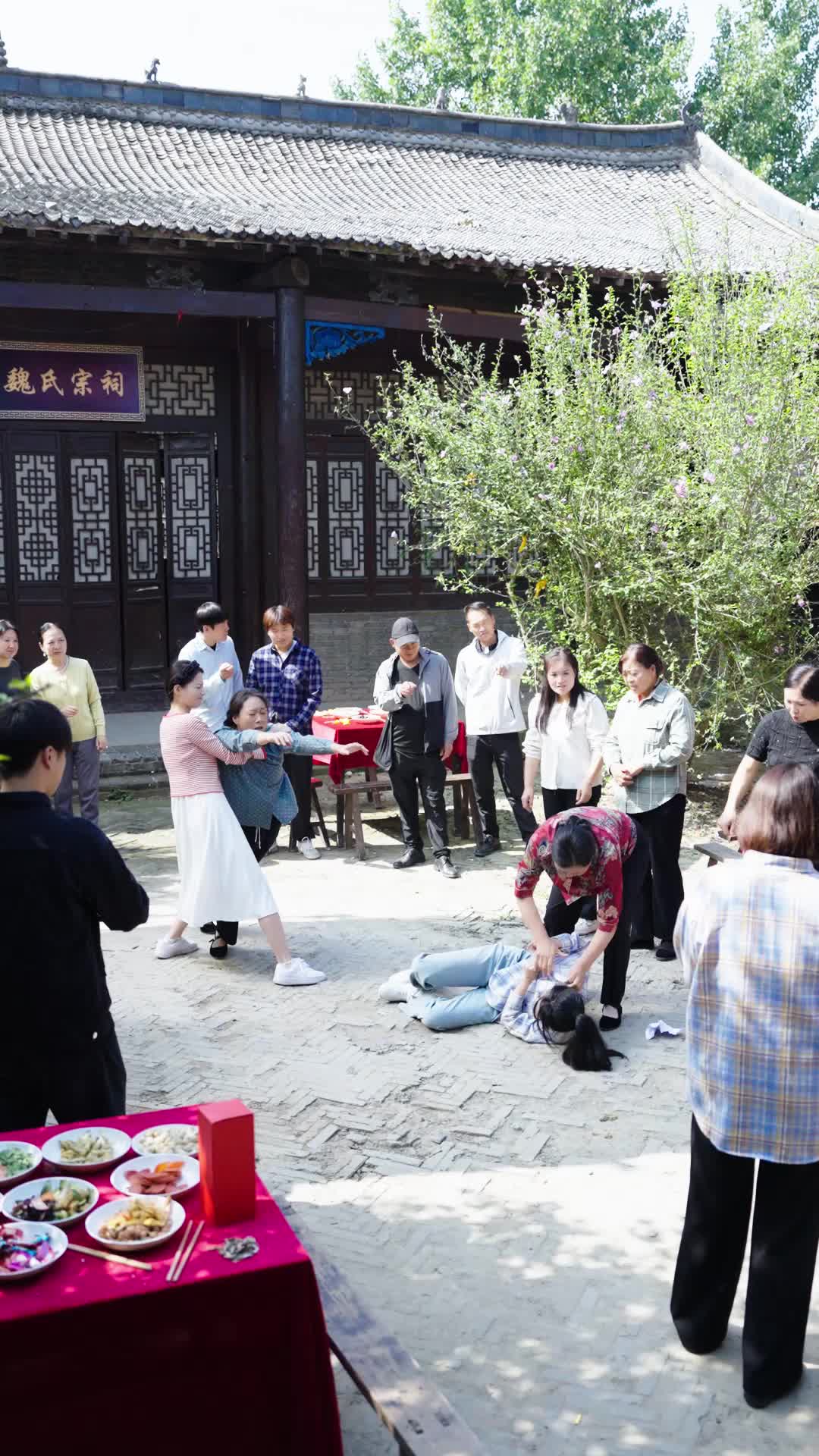 第4集 - 怀了帝国继承人后，被全帝国团宠