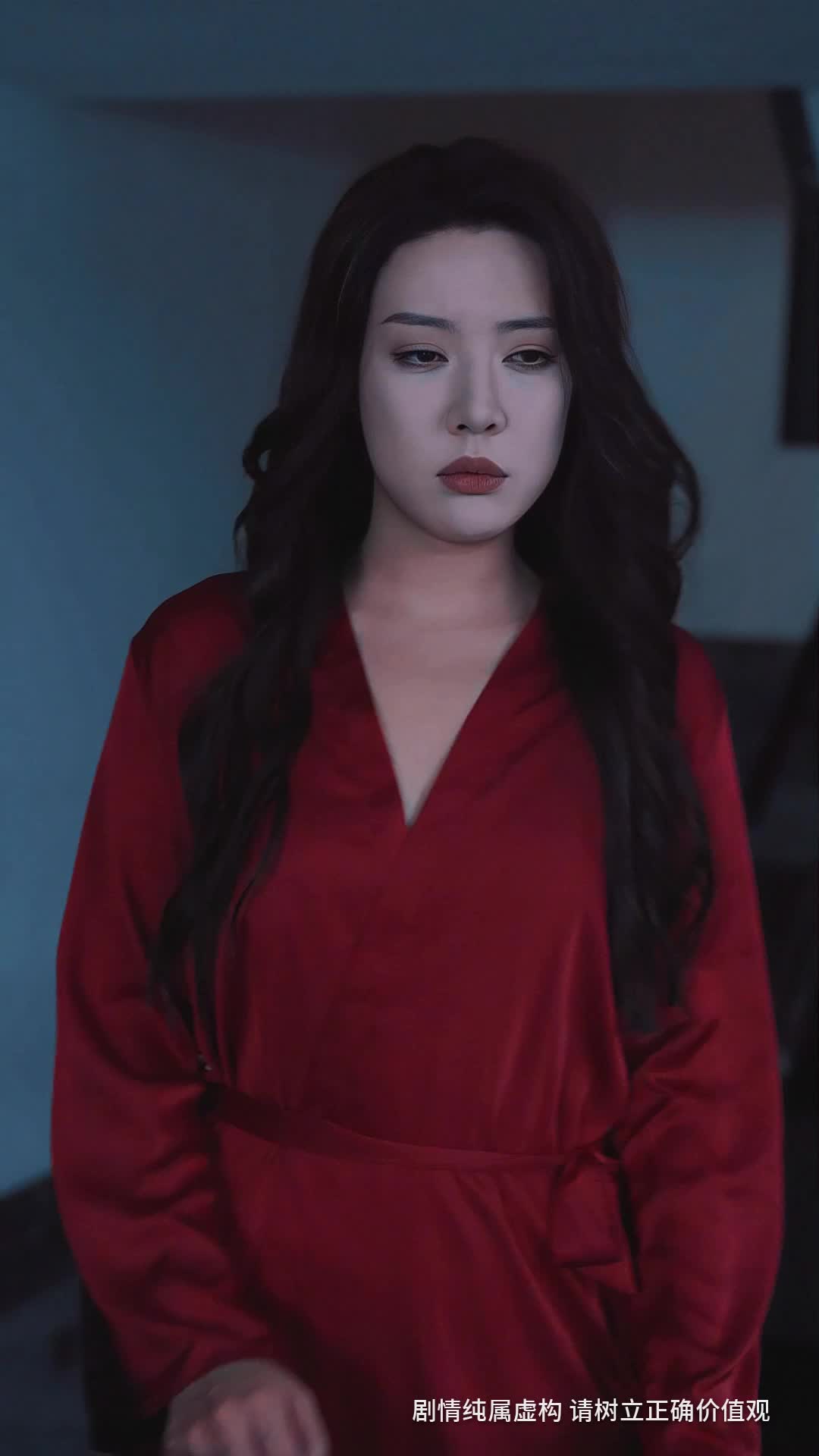 第8集 - 被赶出师门后，美女总裁主动求撩