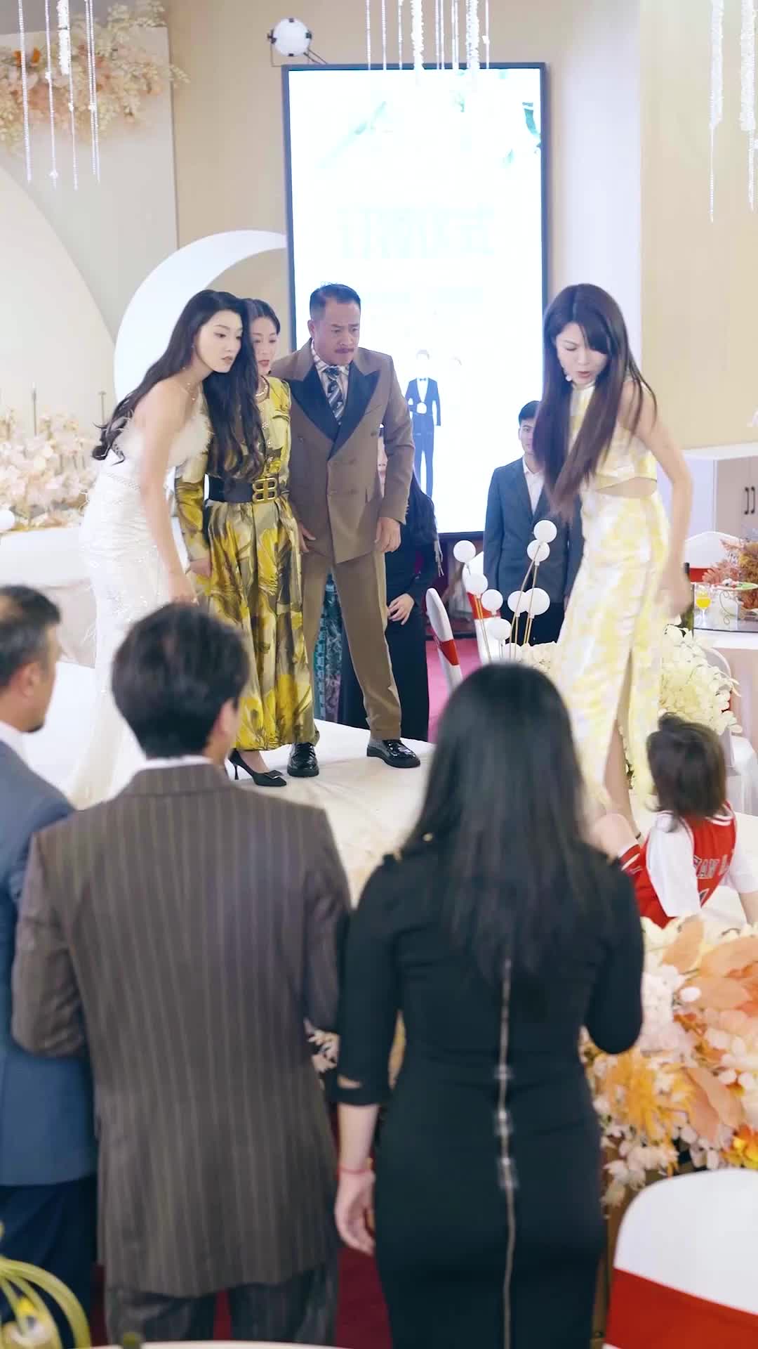 EP. 8 - ท่านประธานกับแฝดหกสุดป่วน