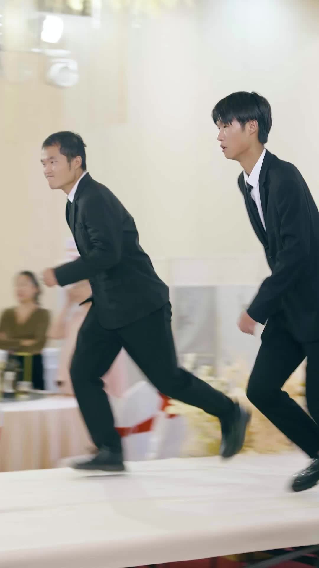 EP. 7 - ท่านประธานกับแฝดหกสุดป่วน