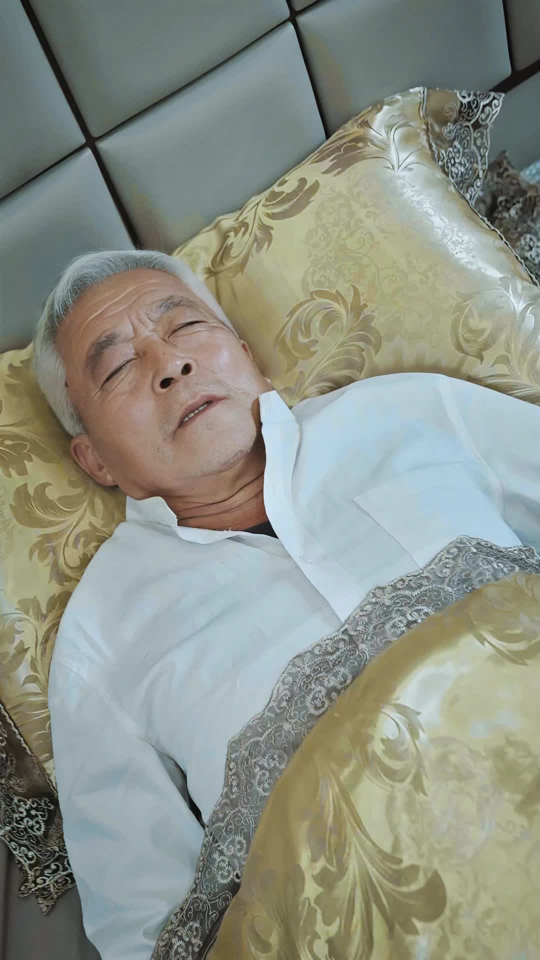 Episode 8 - Izin Pulang ke Desa Dewa