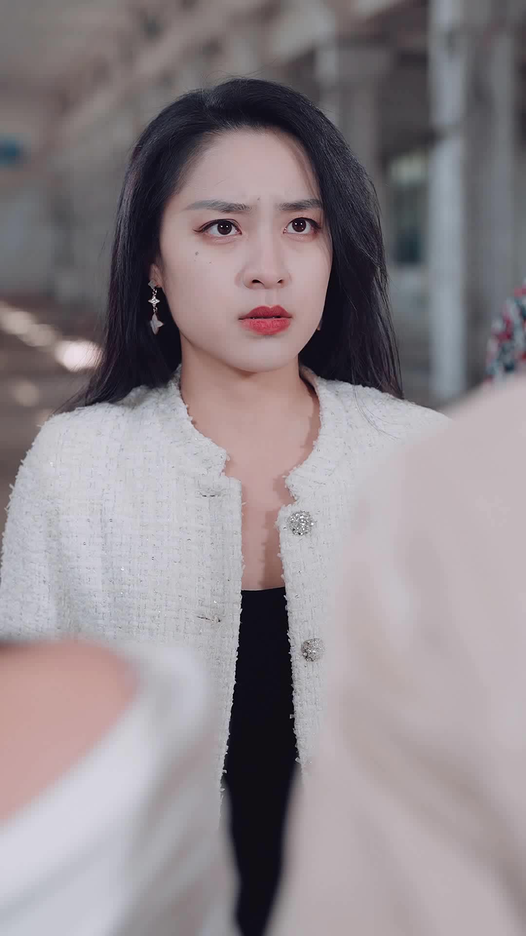 82화 - 이제 가식 안 부려, 나는 진짜 여성 CEO