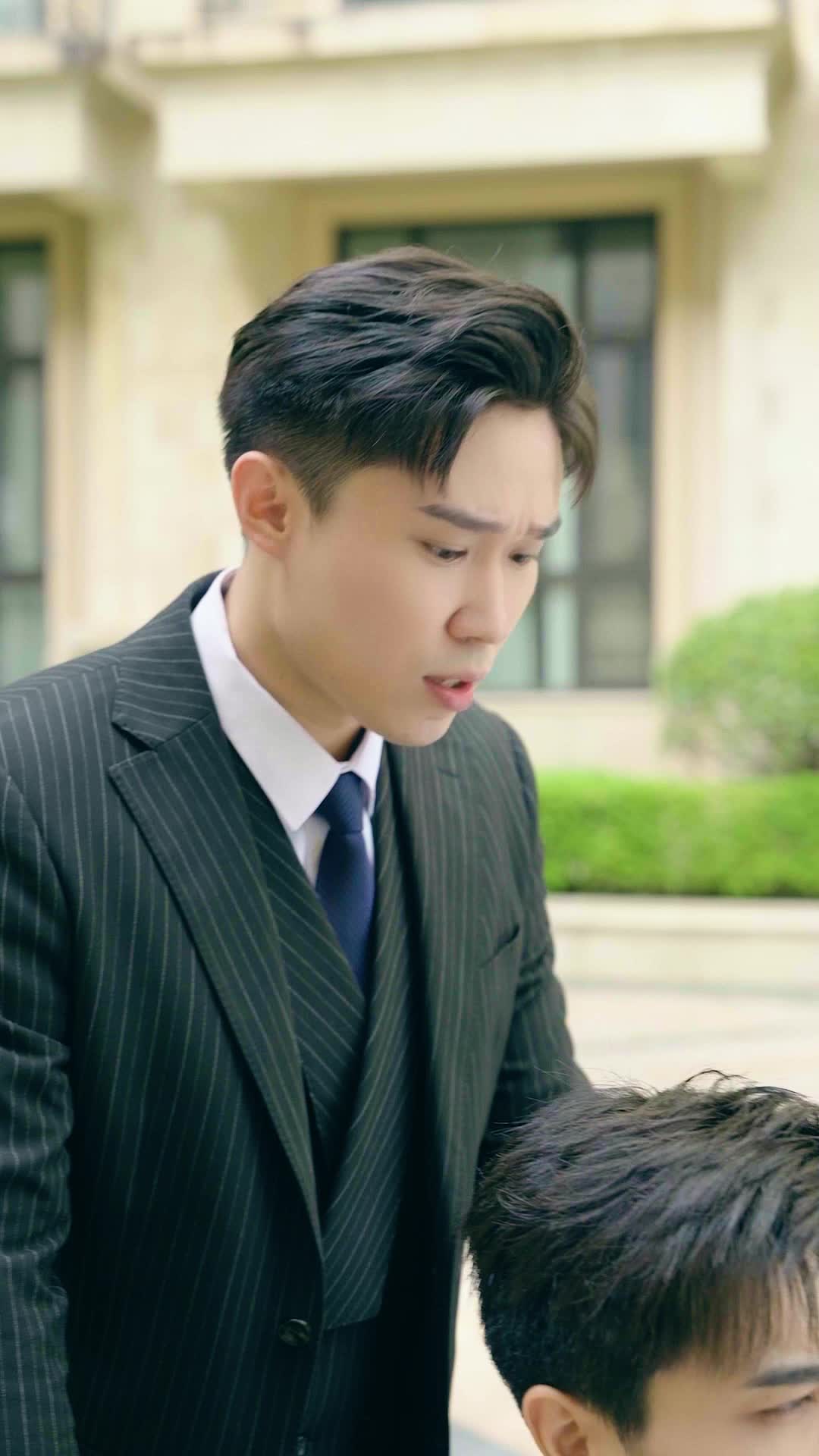 Episodio 5 - Mi extraña esposa sabe magia