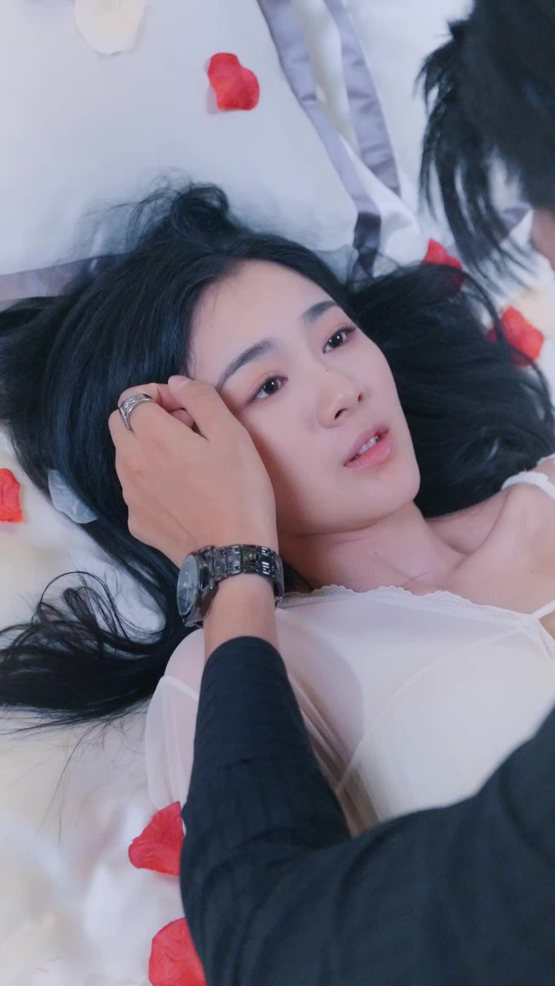 Episode 14 - Debar Cinta Penuh Rintangan