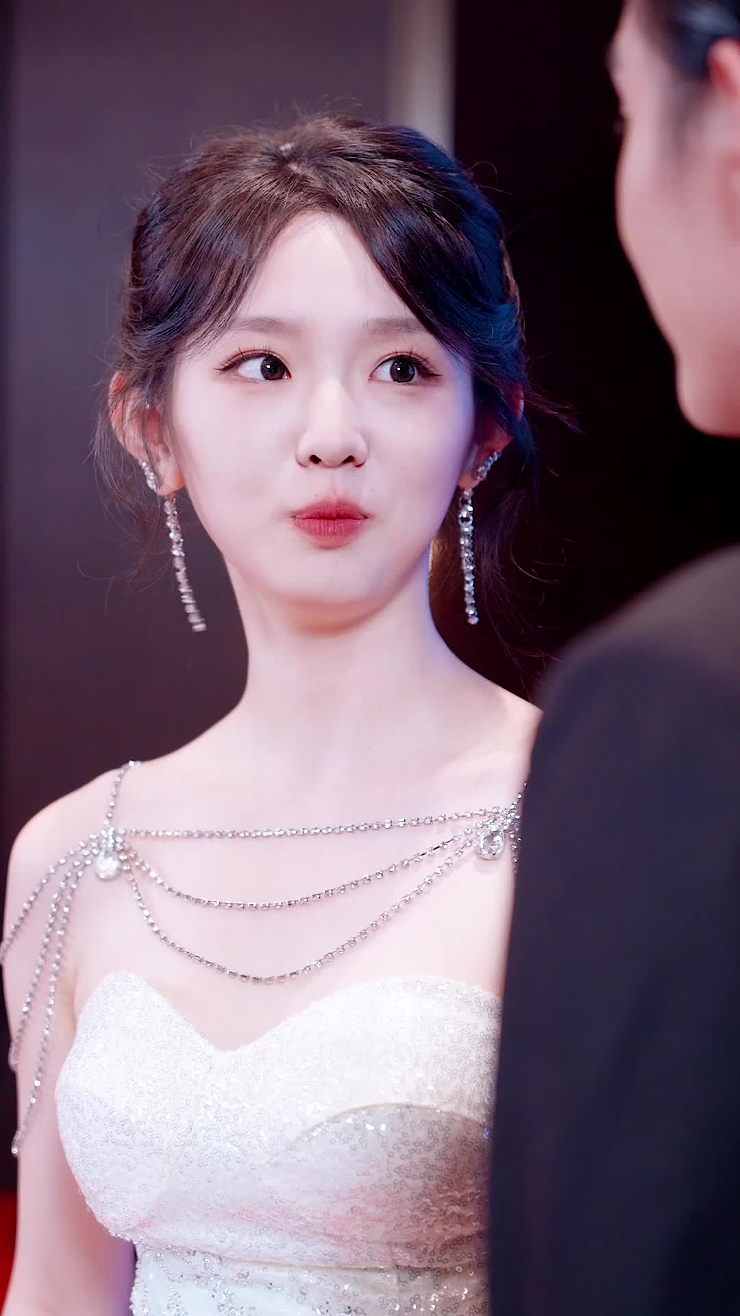 Episode 10 - Vanished Gem, Snatched Heart