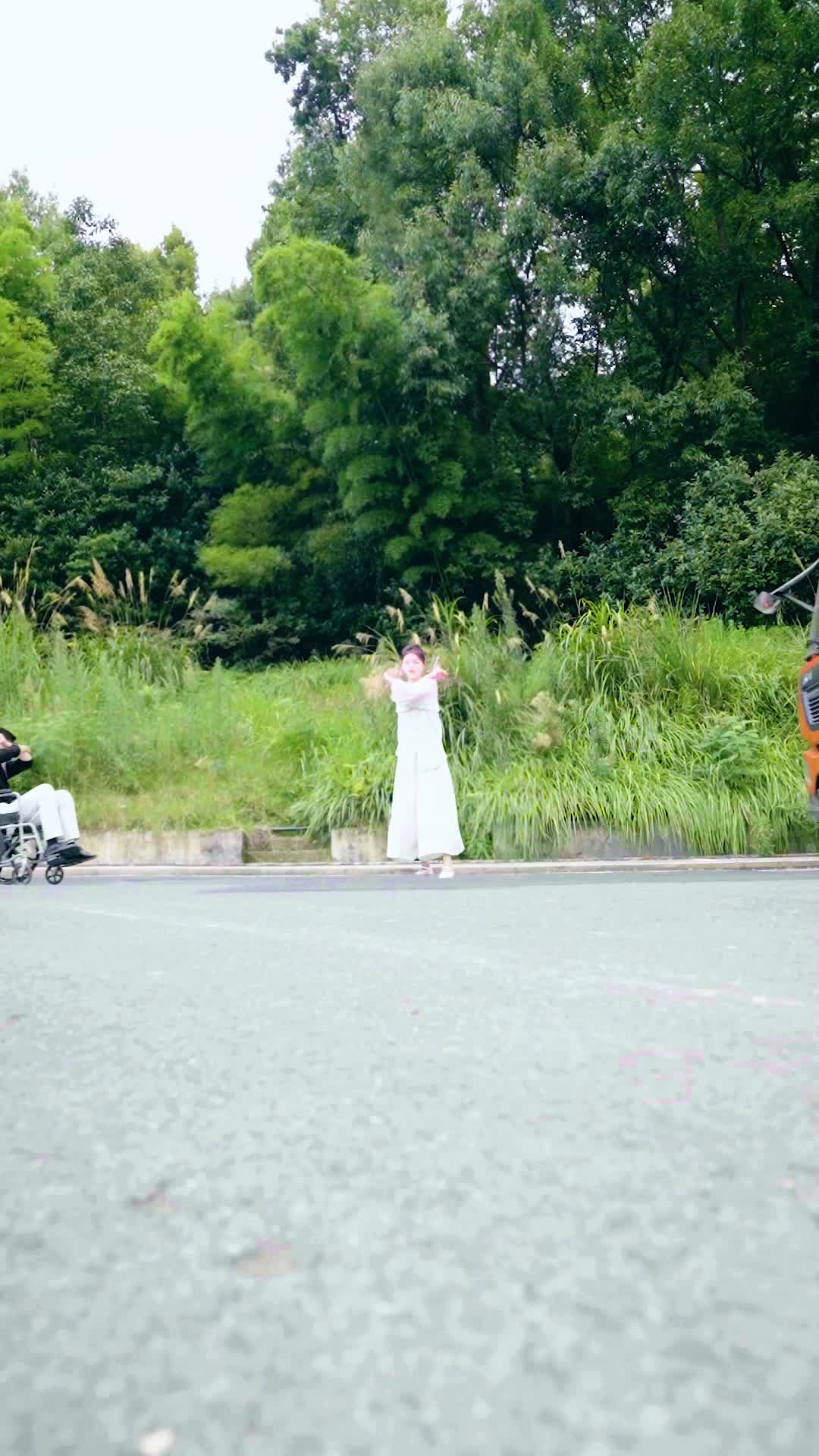 Episodio 2 - Mi extraña esposa sabe magia